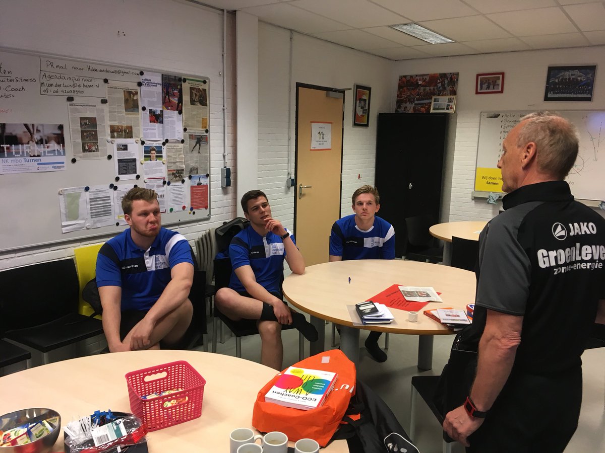 Geert_VDVELDEN's tweet photo. Prachtige leerzame en out of comfort 3daagse voor de Univ studenten van Gent bij @ECO_Coach team! Thanks aan alle Eco-coaches om hen kapot te maken! 😛😛👍🏽💪🏾 https://t.co/0MlImCSuCC