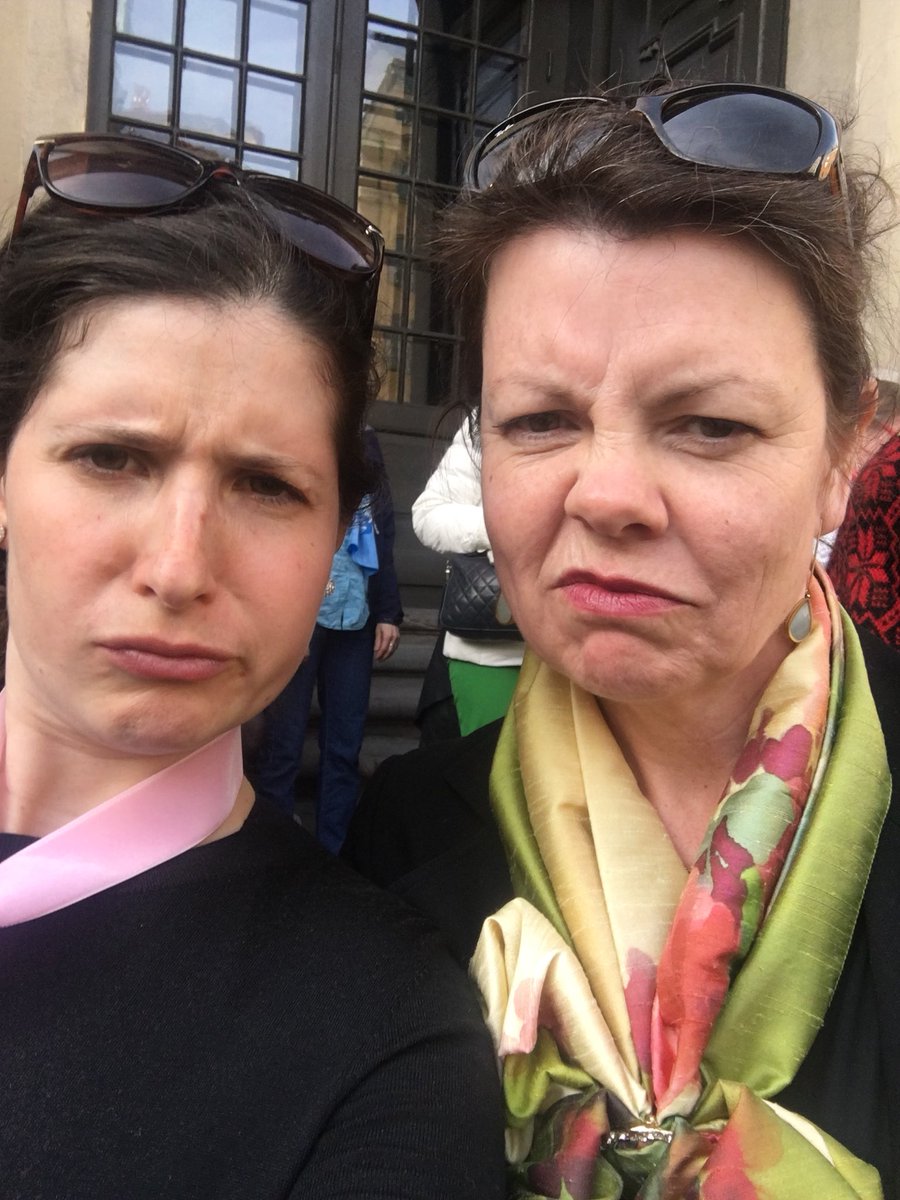 FilippaBergin's tweet photo. Smash the patriarchy #knytblusfoersara https://t.co/L3u4X4kpnd
