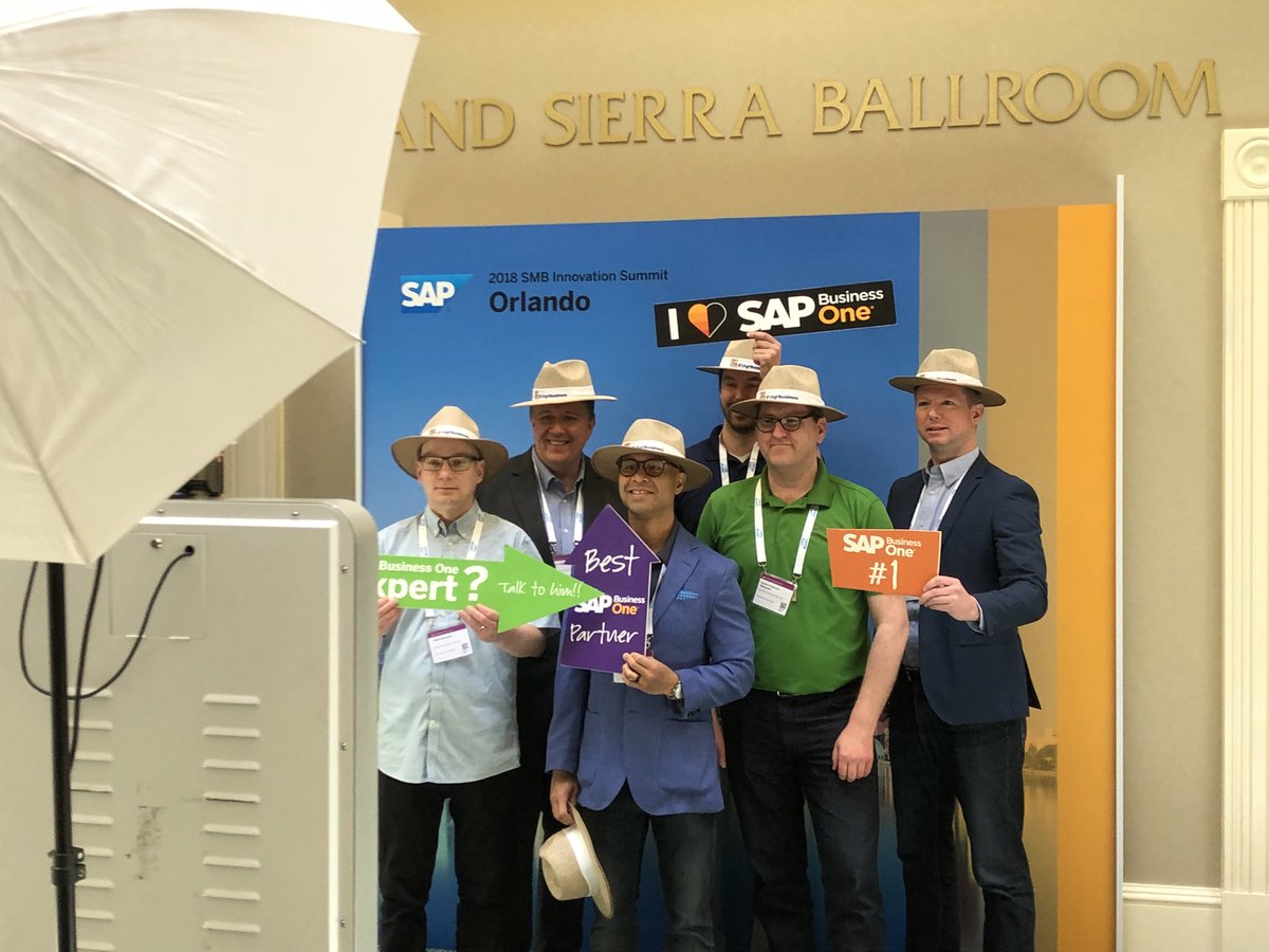 Marycoppard's tweet photo. Great fun watching @projectline_sol get their team photo done at #SMBSummit2018 Herding cats! #SAPBusinessOne #bestsoftware https://t.co/SAsvZVTeWt