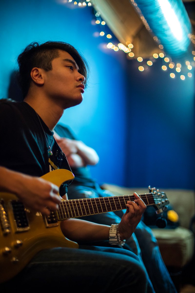 #fbf to recording "Breathe" (possibly) at The LumberYard. Listen to the final product now: open.spotify.com/track/0GV6gwdt…

PC: @dannisiminerio