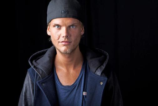 Der Künstler und Musik-DJ #Avicii ist tot. ebx.sh/2HP3AbS https://t.co/xKAbzwxJHR