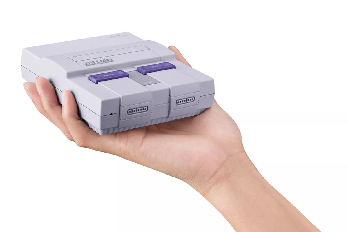 ThrifterDaily's tweet photo. Do you have your SNES Classic yet? GameStop has them in stock right now if not 😎 #nintendo #finally #goquick #snes https://t.co/OiHlk4soAU https://t.co/9MFEHeFBO6