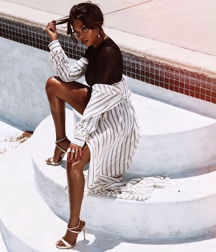 uscout_com's tweet photo. Pre-summer vibes... The talented and gorgeous Taraji Henson shooting at A Uscout location. #TarajiHenson #Uscout #location https://t.co/s5JQsMxAEK