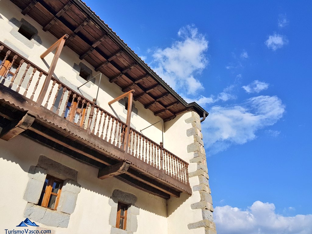 t_hunder_xazues's tweet photo. Casa Monaut, nuestra casa este fin de semana 😍 #CasaMonaut #ValleDeArce #PirineoNavarro https://t.co/tLuKQvf0Xg