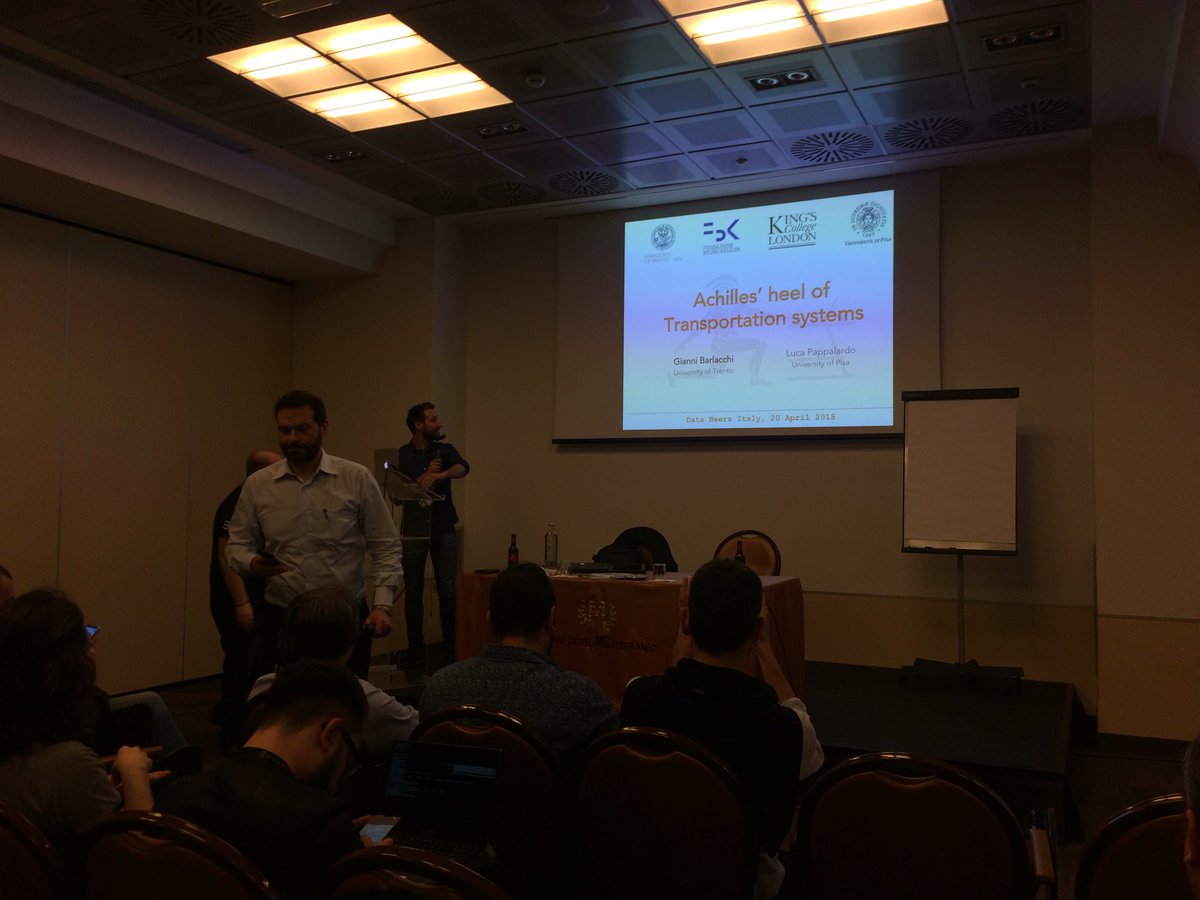 DataBeersVCE's tweet photo. Now @databeersTUS on stage! #dbitaly @pyconit https://t.co/OjCiYtw4WS