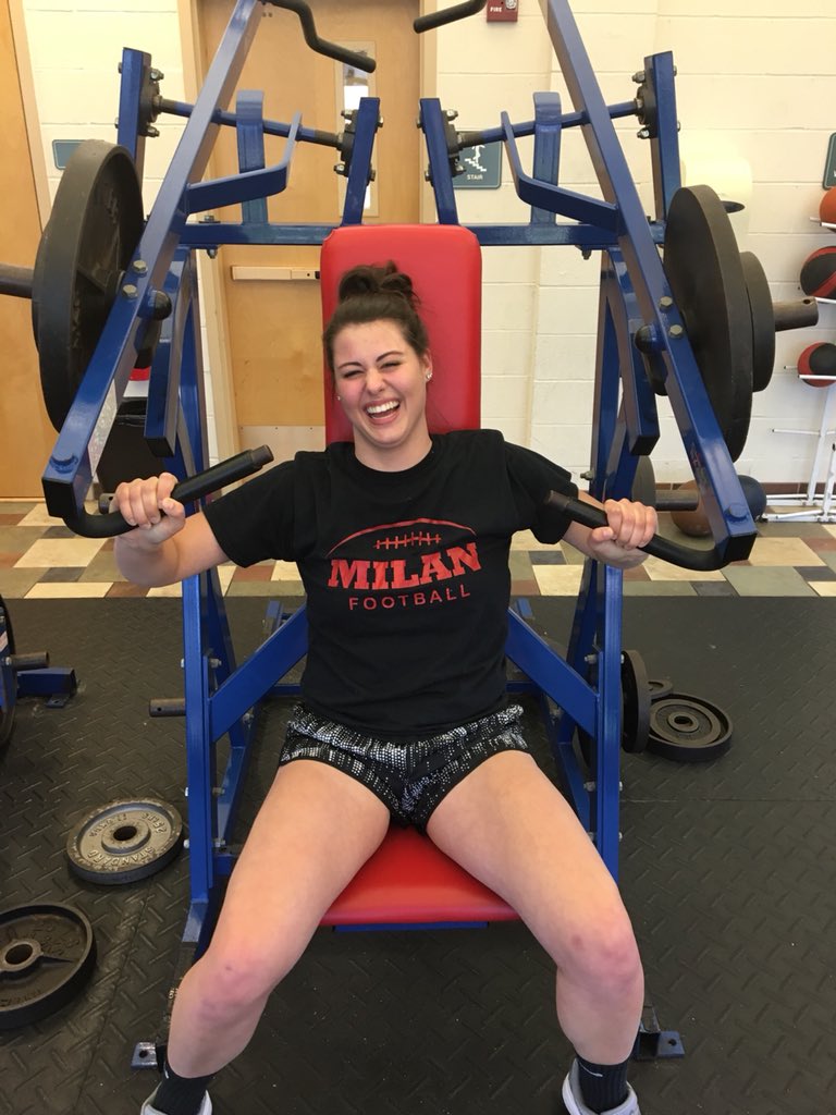 MU_Volleyball's tweet photo. Eli was attempting to beat Coach Hockman’s 145 lbs chest press. It couldn’t be done. #coachcrushedit #workhardthissummer #muvb https://t.co/CWXWxogWty