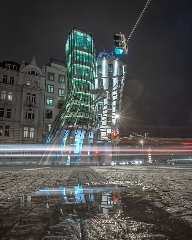 philwatsonphoto's tweet photo. Amazing few days in Prague - I shall be sharing my favourite images in the coming days :)
.
.
.
.
#visitprague #prague #dancinghouseprague #dancinghouses #igersprague #igerspraha #loveprague #holidaysnaps https://t.co/aqEuMwXduZ https://t.co/00jSiTr5Sq