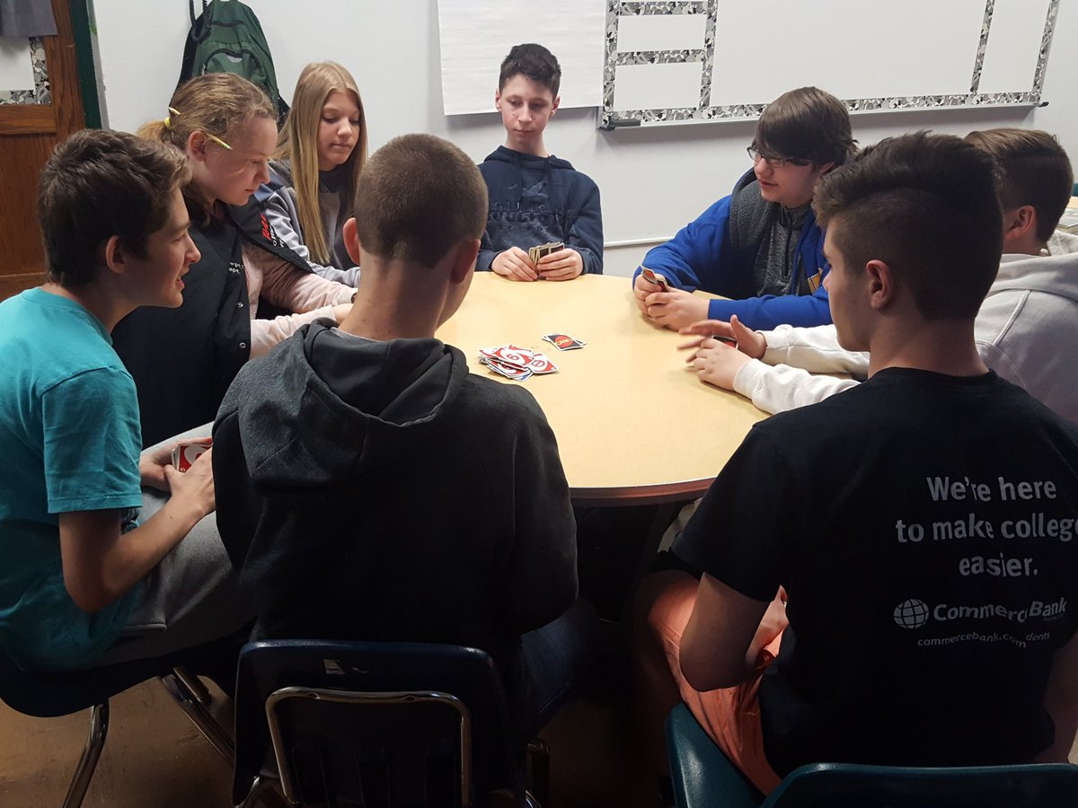 reevesclass's tweet photo. Intense game of Uno after a week of MAP testing. https://t.co/XPQaocJcaK