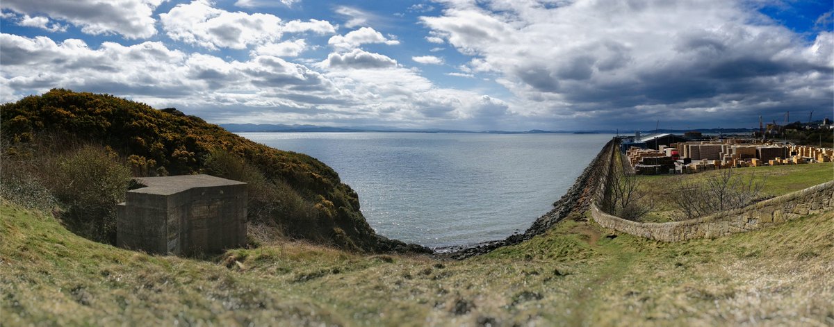 Lunchtime walk and a view from Burntisland Lammerlaws.