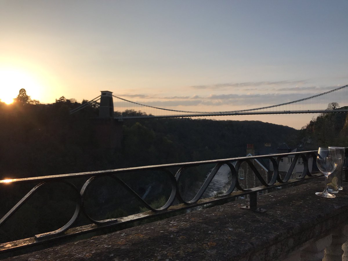Clifton Sus. Bridge tweet media