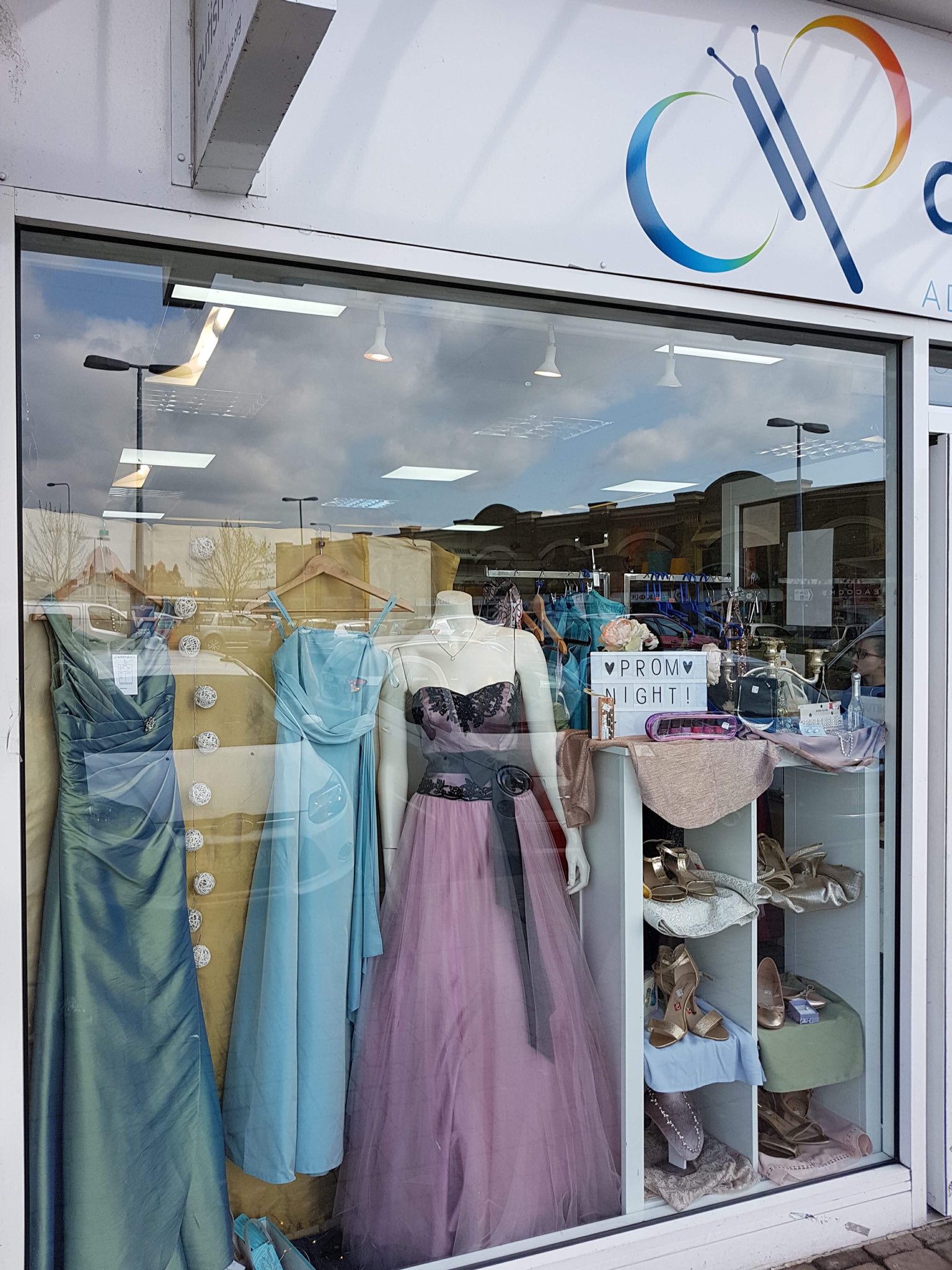 formal shop