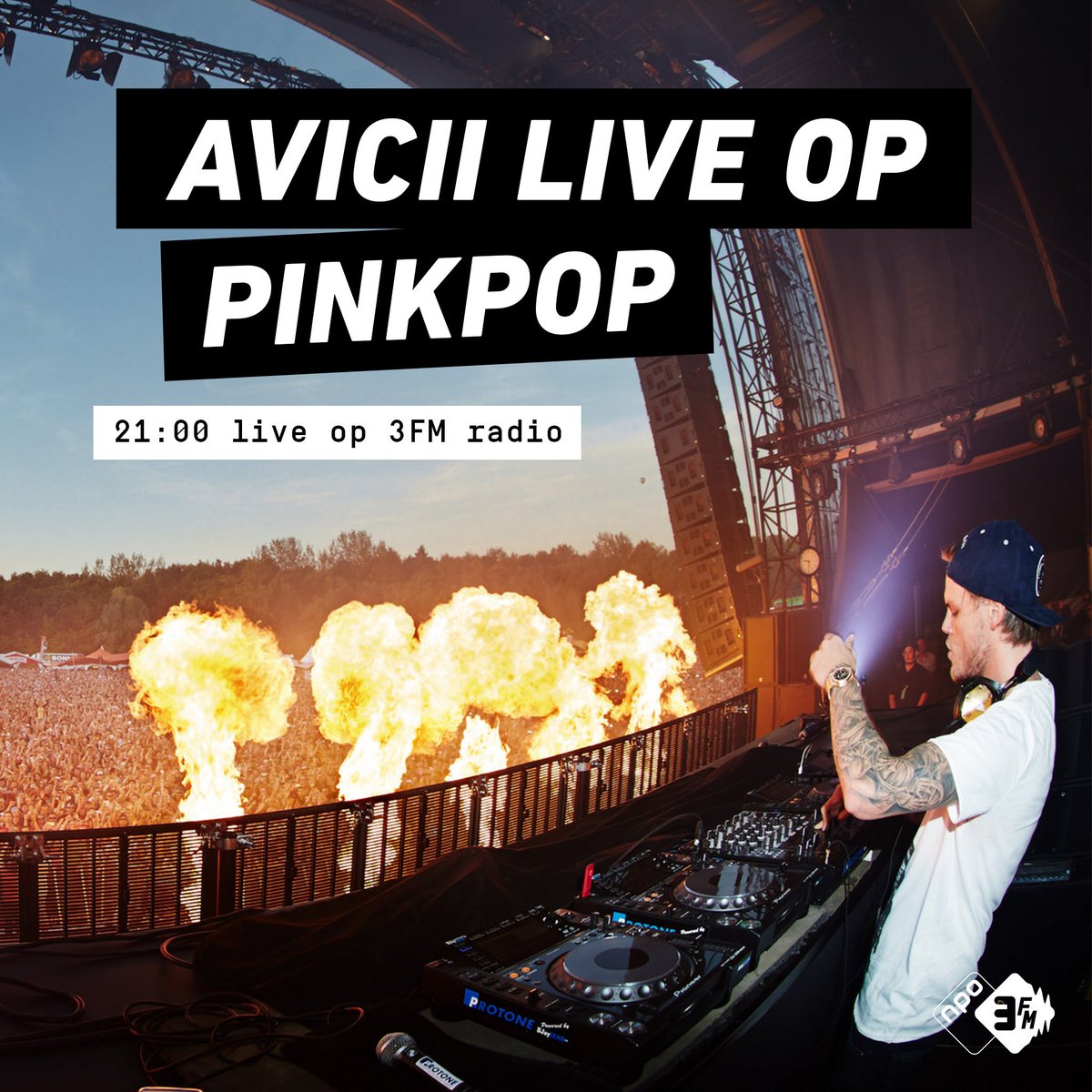 3FM's tweet image. Vanaf 21:00 hoor je bij Frank de @pinkpopfest liveset van @Avicii integraal op 3FM! Tune in via 3fm.nl/live 📻 #avicii