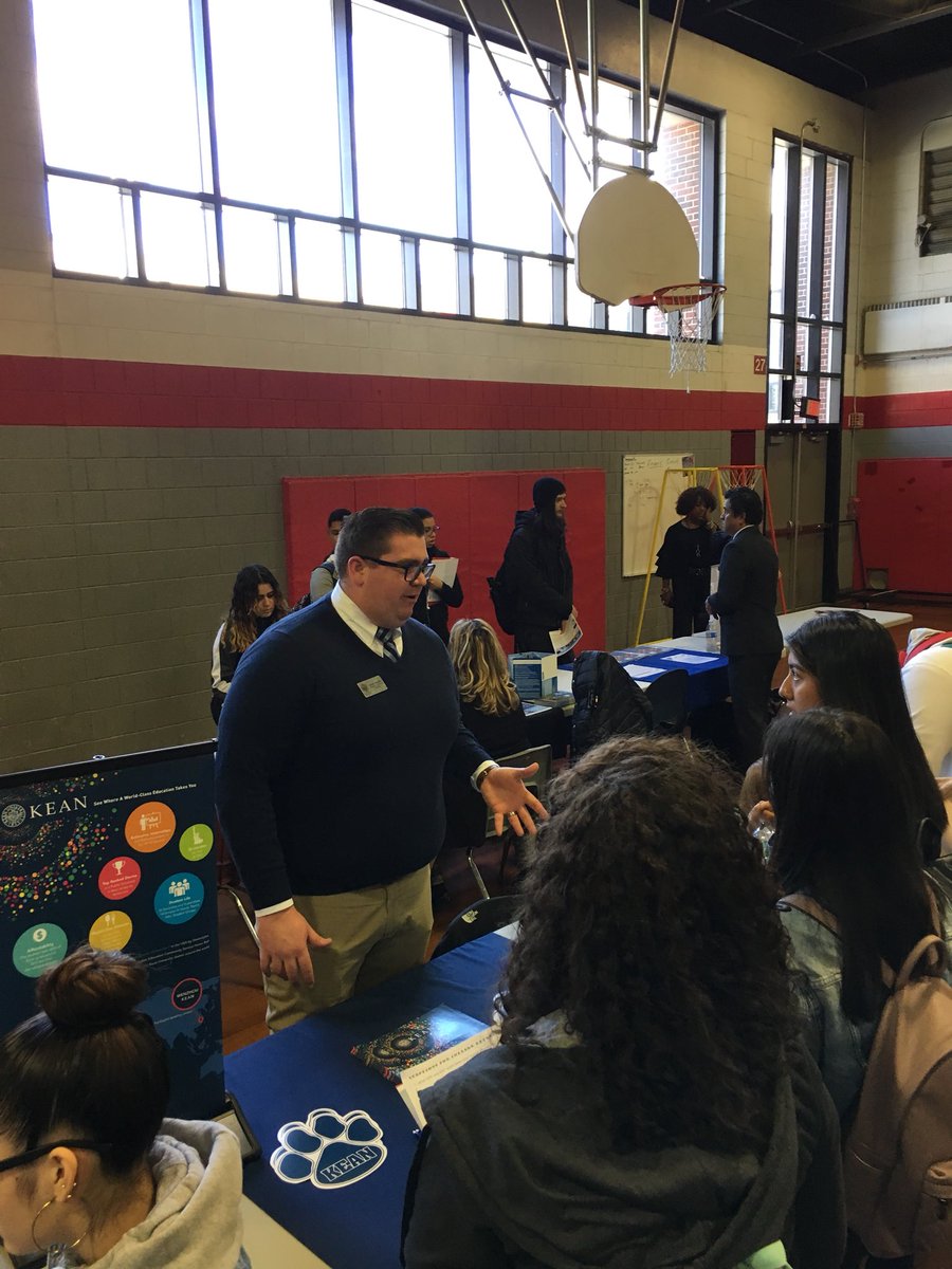 PAHSNJGUIDANCE's tweet photo. Panthers met reps from dozens of colleges and careers at our spring fair on Wednesday!  Great job by Ms. McMorrow and the counseling department!  #PantherPride #panthernation #perthamboy https://t.co/ea5Td4s9Yy