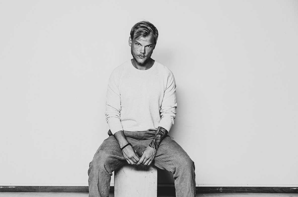 IAmAlanWalker's tweet photo. I’m left speechless. You’ve been an idol and inspiration to both myself and countless others, and your music and legacy will continue to live on. Thoughts and prayers to your family and loved ones. Rest in peace, @avicii. And to everyone reading this, take care of each other. https://t.co/ZvVDDeIrO5