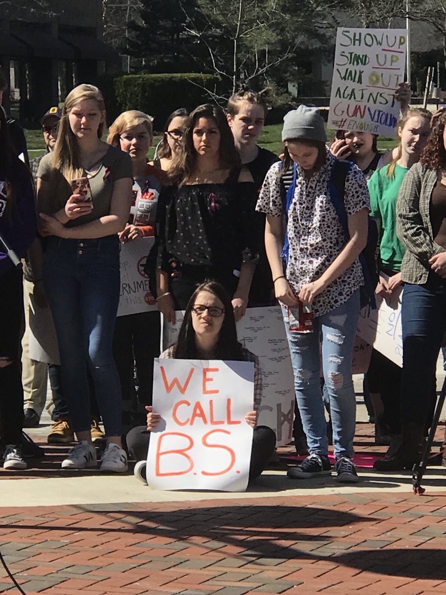 RussJosephDYT's tweet photo. So incredibly inspired by students from @FHSWalkout_2018 &amp; @OakwoodWalkout taking part in #NationalSchoolWalkout. Politicians not listening to their calls for commonsense gun reform do so at their own peril. These students are ready to effect change! #organize #knockdoors #vote https://t.co/I5EwdTp0p5