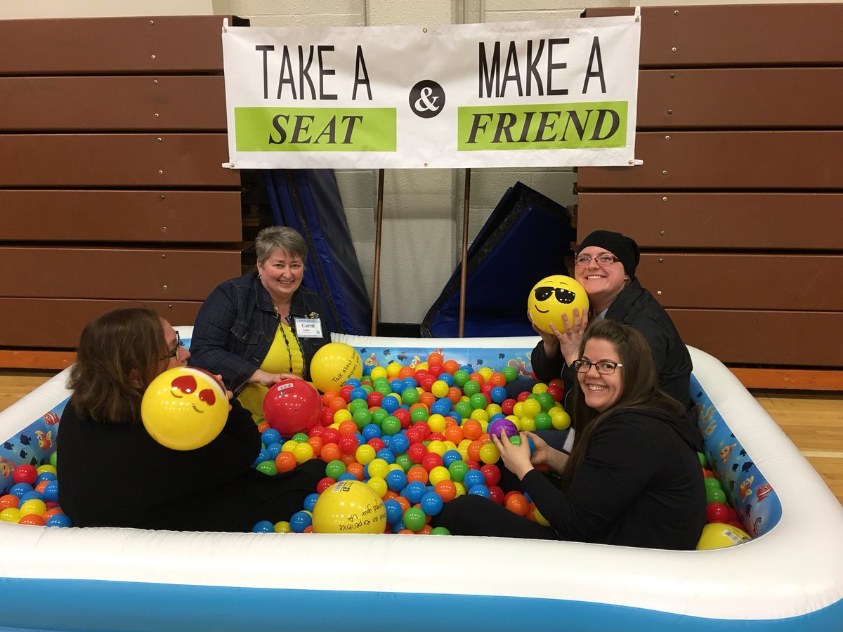 BRSDMHCB's tweet photo. #takeaseatmakeafriend #soulpancake #brsdlearn https://t.co/dPnHBt9Y3B