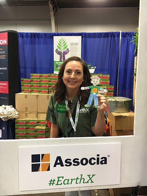 Associa tweet picture