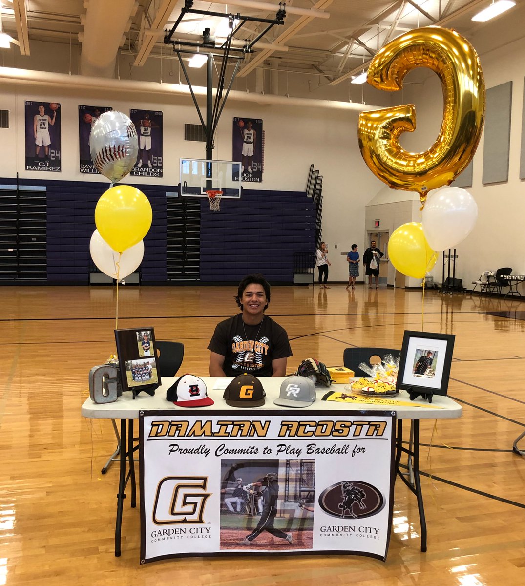 D1NSPowerLab tweet media