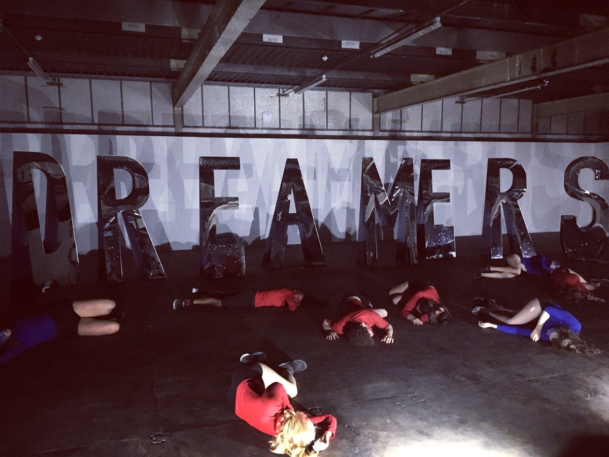 ArtVanguard's tweet photo. sleeping dreamers from last night’s show #dreamersdance. beautiful new stage work in development by a local light artist @ElisaArtesero, incorporating live sound and movement around her installation. Uh, how much we love cross art collaborations that take us to dreamy states ⚪️ https://t.co/98SpGJ1Vgk
