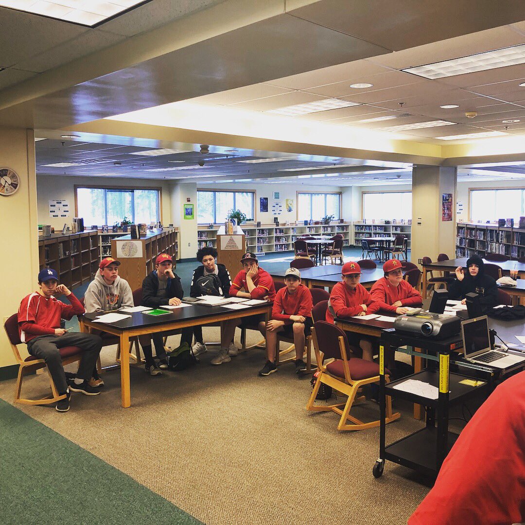 WestValleyBSB's tweet image. Last night the boys took it inside to the classroom to learn advanced cut and relay positioning. #GoPack #GreatestGameOnEarth