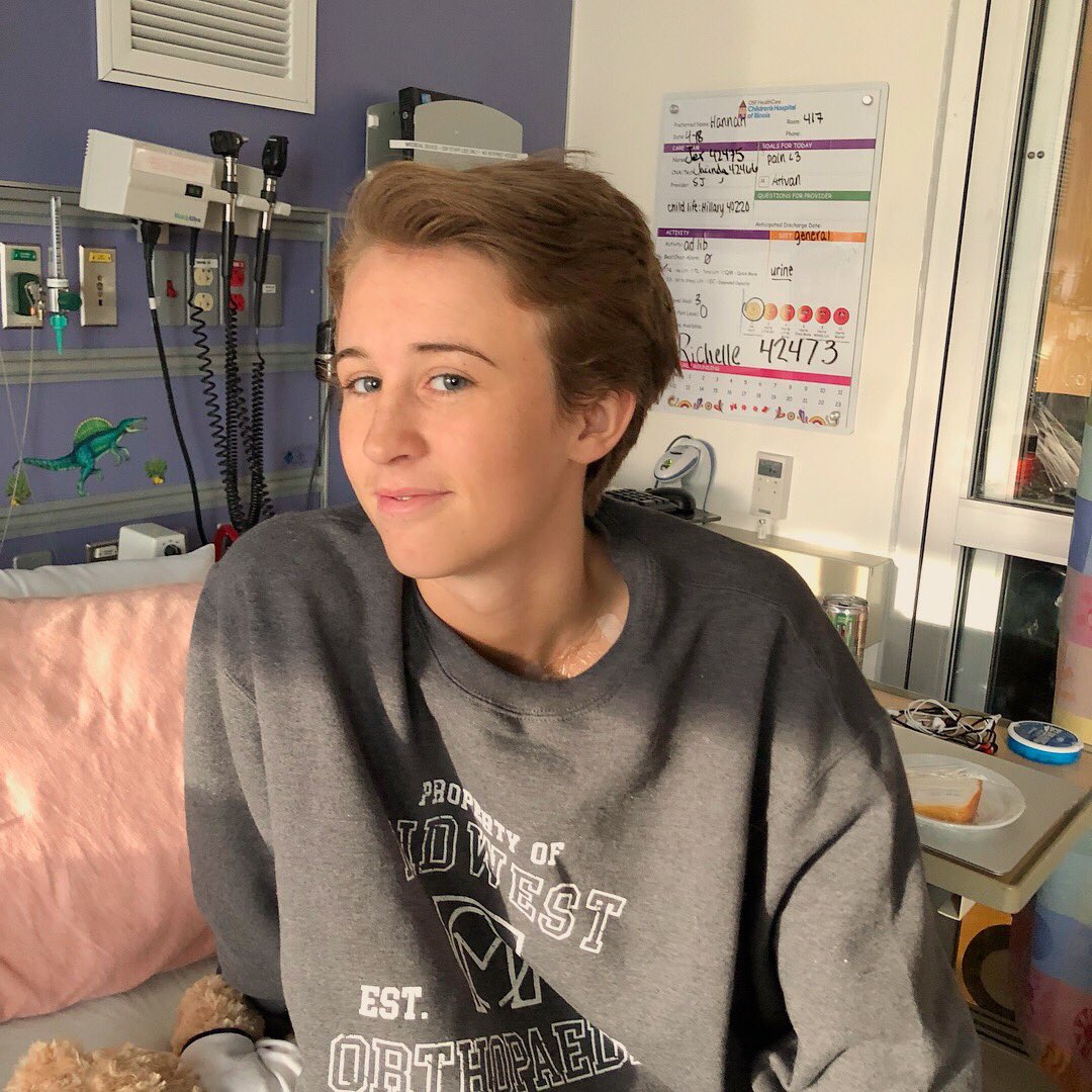 hannah_heinz's tweet photo. Donated my hair before the big bad chemo takes it away! 💪🏼😇 https://t.co/InWHOAjM8V