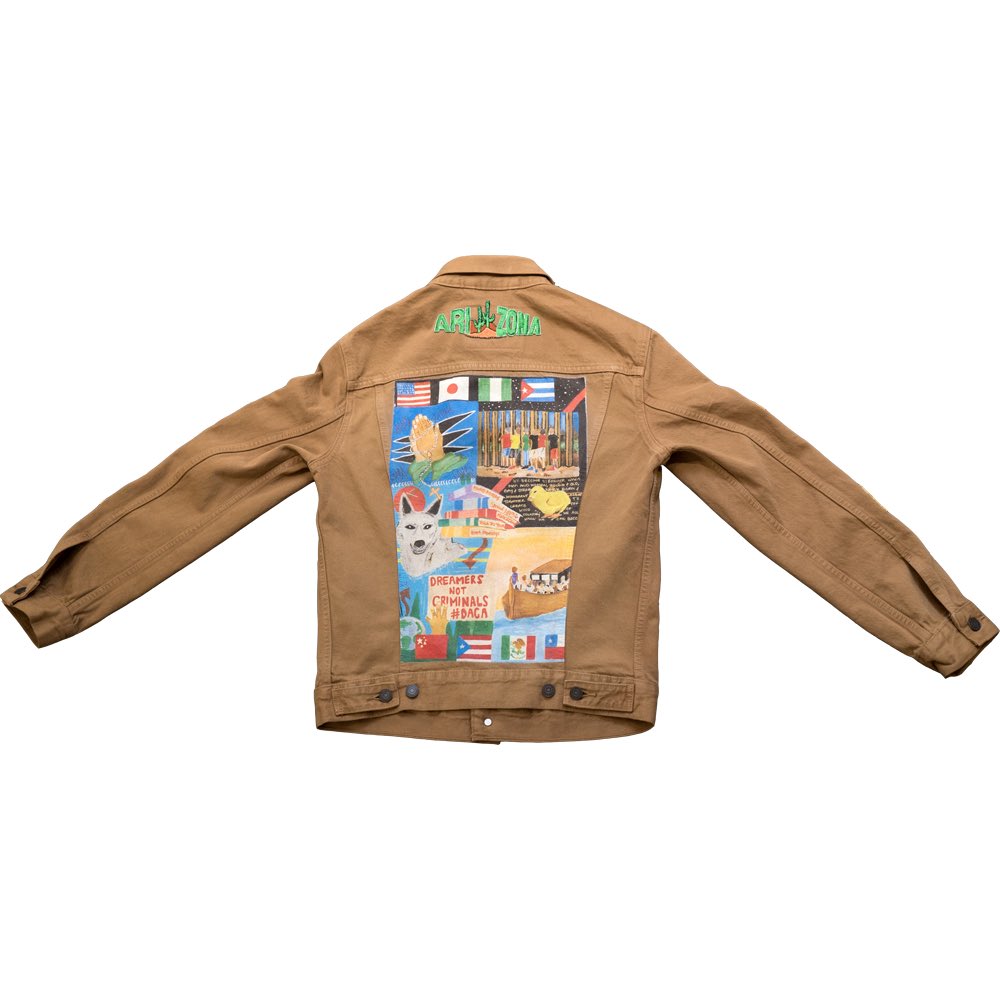 Thelegendmerlyn's tweet photo. @_Leezzy  Dreamers Collection available at https://t.co/APfnoisQJ7 . Portion of all proceeds will be donated to @UNITEDWEDREAM foundation . #Dreamactnow #Daca  #Dreamers  . @tlessgeneration x @tektonland https://t.co/tsHp1NDVUj