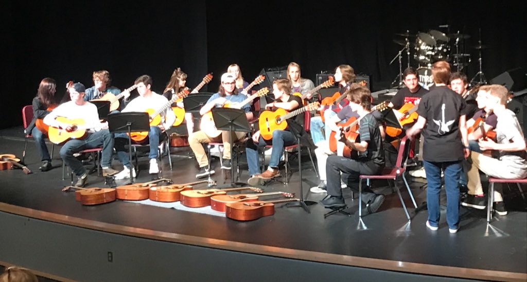 Ready for the show!   @LafayetteGuitar #connectedlancer