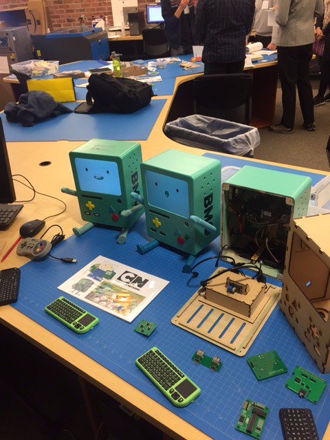 svefoundation's tweet photo. A great learning experience at @krausecenter learning about new & innovative applications of @arduino and @Rasberry_Pi with educators from all over the #BayArea π Thank you @sfnexmap @chibitronics @lectrifyit @RAFTBayArea @ThePocketLab #EdTech #FutureisNow #CircuitCircus https://t.co/l6oI9TDKa3