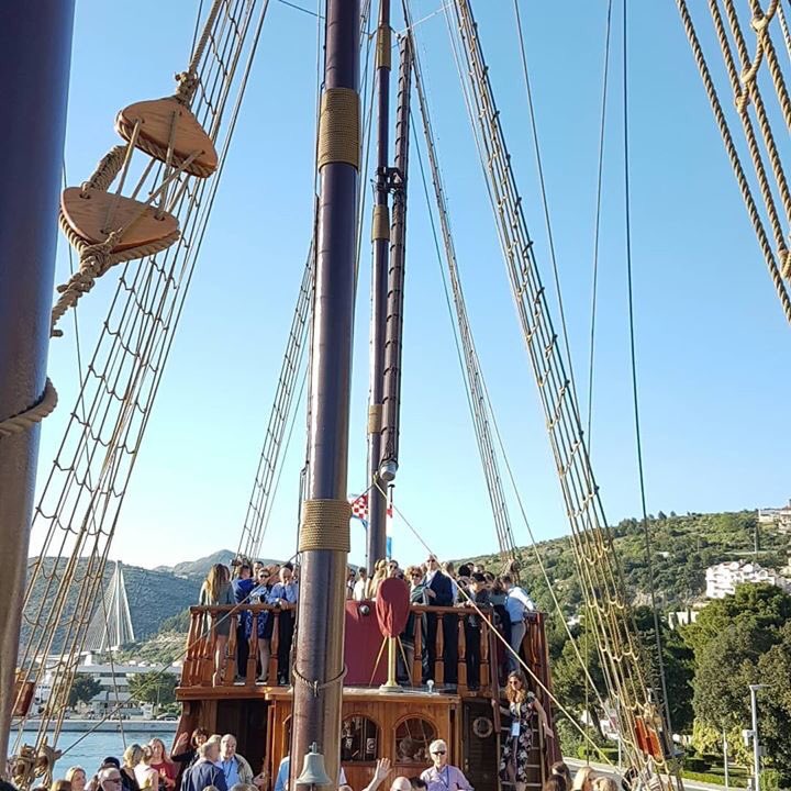 SOSORTintl's tweet photo. @SOSORTgroup is sailing to the Gala dinner #SOSORT2018 https://t.co/leTWM2ZuUT