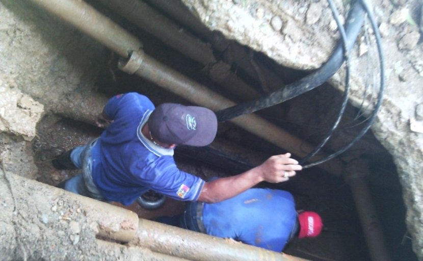 En Terrazas de Santa Inés se prolonga la falta de agua santaines.comunicas.org/2018/04/20/en-…