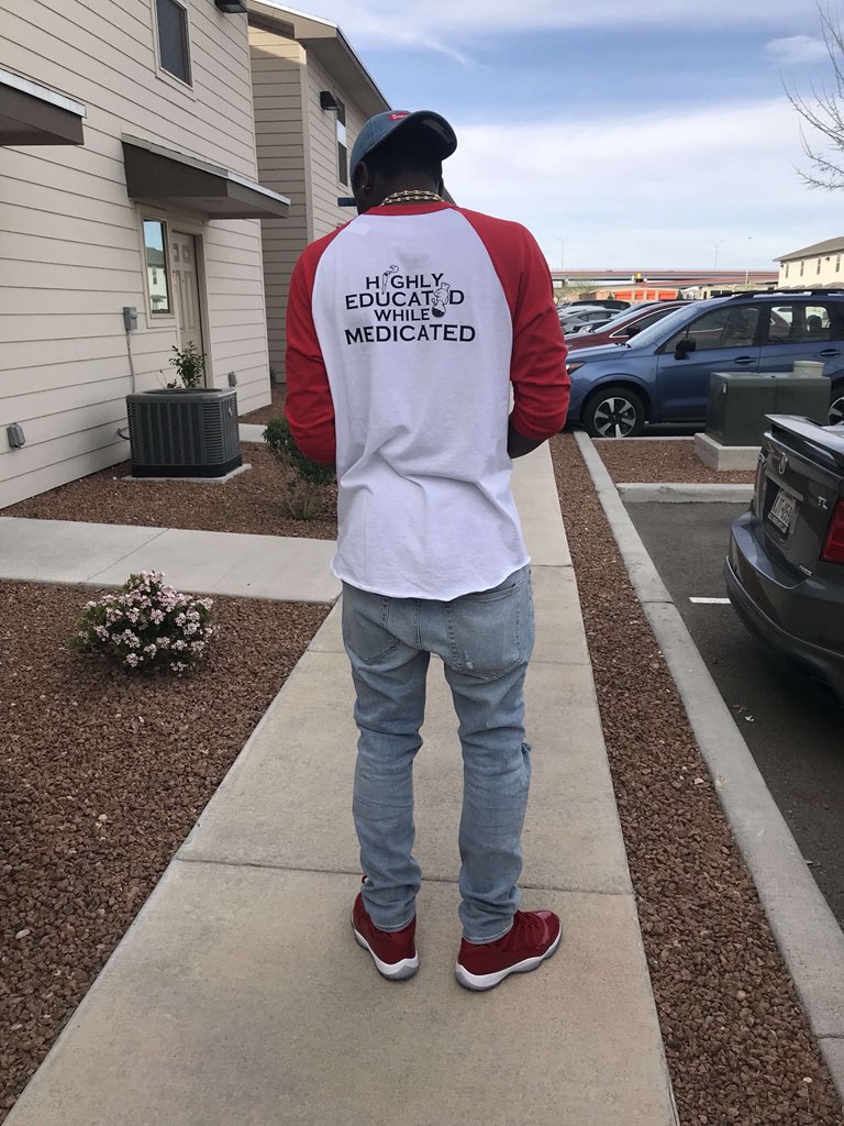 LKI295THREADS's tweet photo. 4:20 It’s a SMOKE 💨 Sale Going ON‼️‼️

4/19 - 4/20 - 4/21(PopUp Shop 12pm-3pm)

H.E.W.M 
Schoolboy Gerald Raglan
$20 

AVAILABLE NOW FOR PURCHASE DM 
📚x🌿

#HighlyEducatedWhileMedicated #GGC #420day 

#WSSU #ECU #NCCU #FayState https://t.co/g8q7pJUHaD