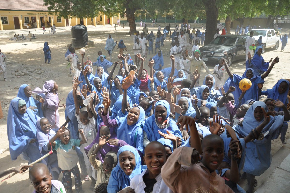 BornoYoung's tweet photo. Education is the route out of poverty for many children. It gives them a chance to gain the knowledge and skills needed to improve their lives. But millions of children never see the inside of a classroom. Education of #IDPs & #Returness needs improvement. https://t.co/Pge1T4UMml