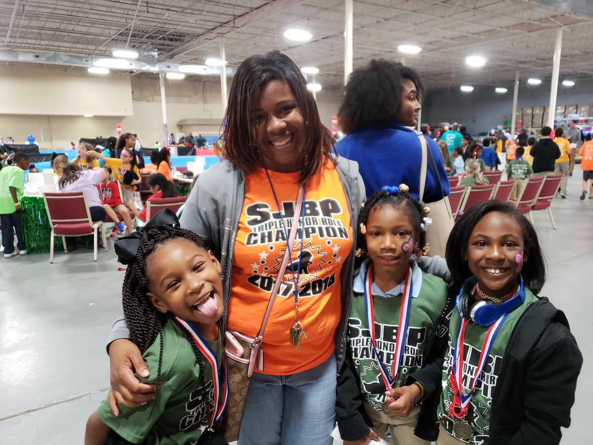 NKlibert's tweet photo. SJBP Honor roll round up today!! Our LPE pelicans had soooooo much fun!! #ignitestjohn @JasonJbeber @jumpinjenn50 https://t.co/gxaG2BvyM0