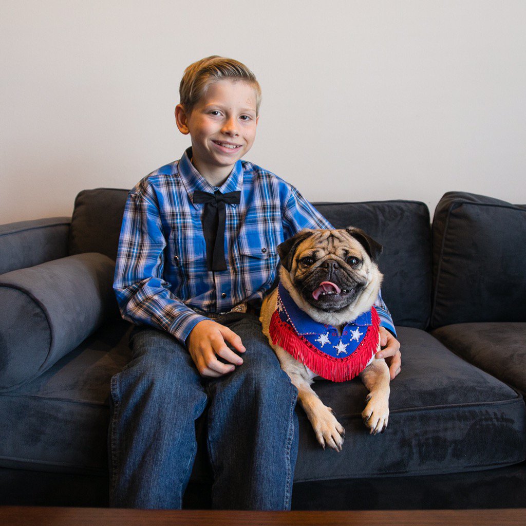masonramsey's tweet photo. Pugsick Blues 🤠 @itsdougthepug https://t.co/dq2FS9Z49p