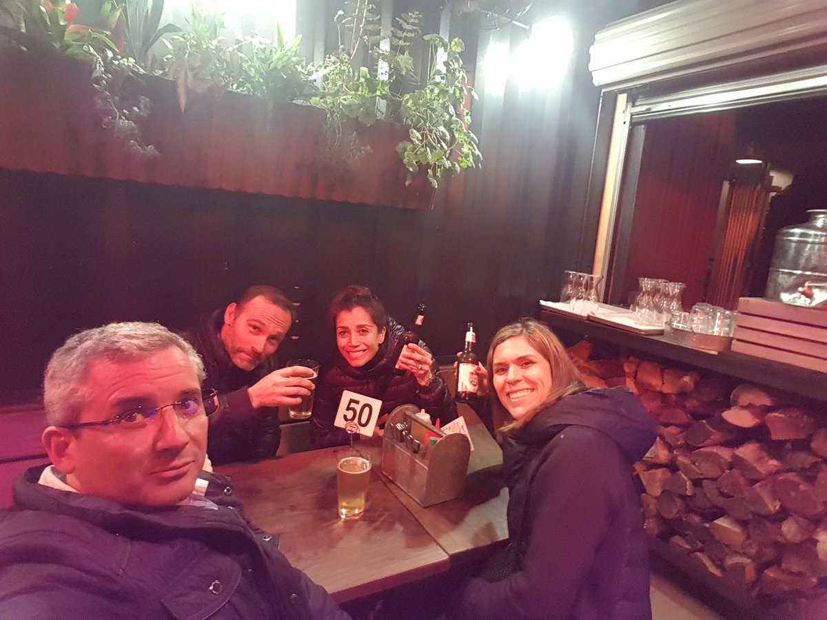 javmarlo's tweet photo. @sebasmuriel @ISDI_edu Equipazo! Aqui otro, el del #GMBD en San Francisco comiendo la mejor burger en @4505_Meats https://t.co/toHu45mBmj