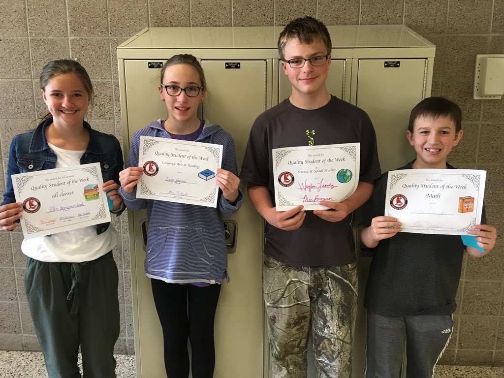 TeacherSteve65's tweet photo. Quality Students of the week for 6th grade red team! Showing great leadership in and out of the classroom #dlschool https://t.co/h1oUV5iTsL