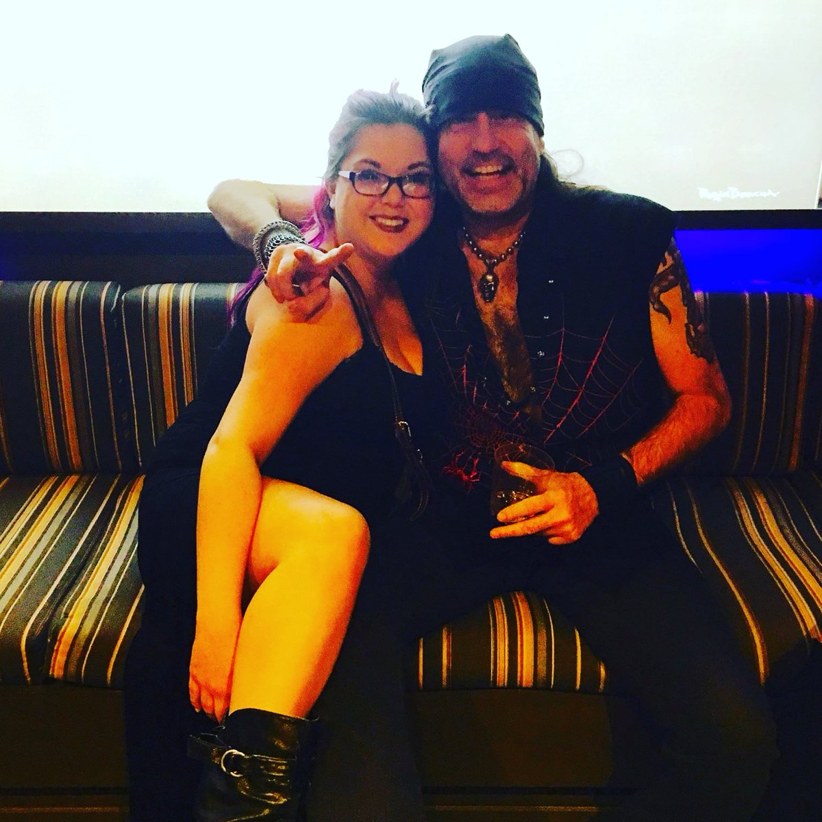 cedezromero's tweet photo. Got to meet the amazing @DannyCountKoker! Super amazing person and very friendly. I was so happy ❤ it finally happened uncle bones😊 https://t.co/x3aZOZUBq7