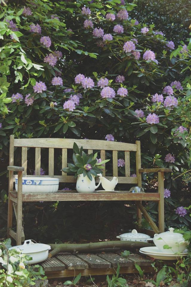 Zaterdag 28 april is er weer een gezellige brocante verkoop in de theetuin! Van harte welkom om een kijkje te komen nemen!   #brocante