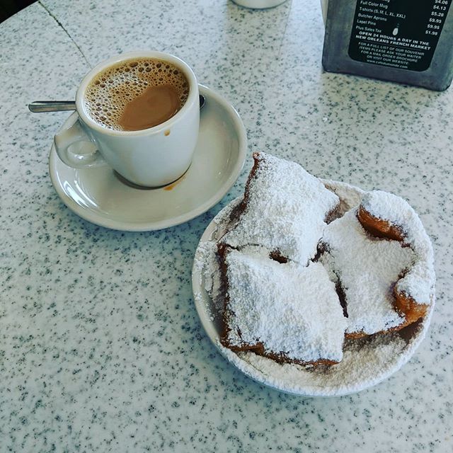 Finally figured out what cafe au lait spots look like in the best way possible #nola ift.tt/2qPjV87