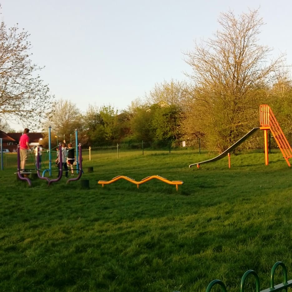 finally sunny enough to spend time outside yay ! #easthunsburyparishcouncil