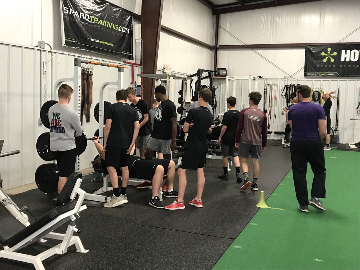 OCAbaseball1's tweet photo. When you make regionals then the grind continues. #IDMGB #CodeMaroon #EaglePack https://t.co/wVnLmijrZx
