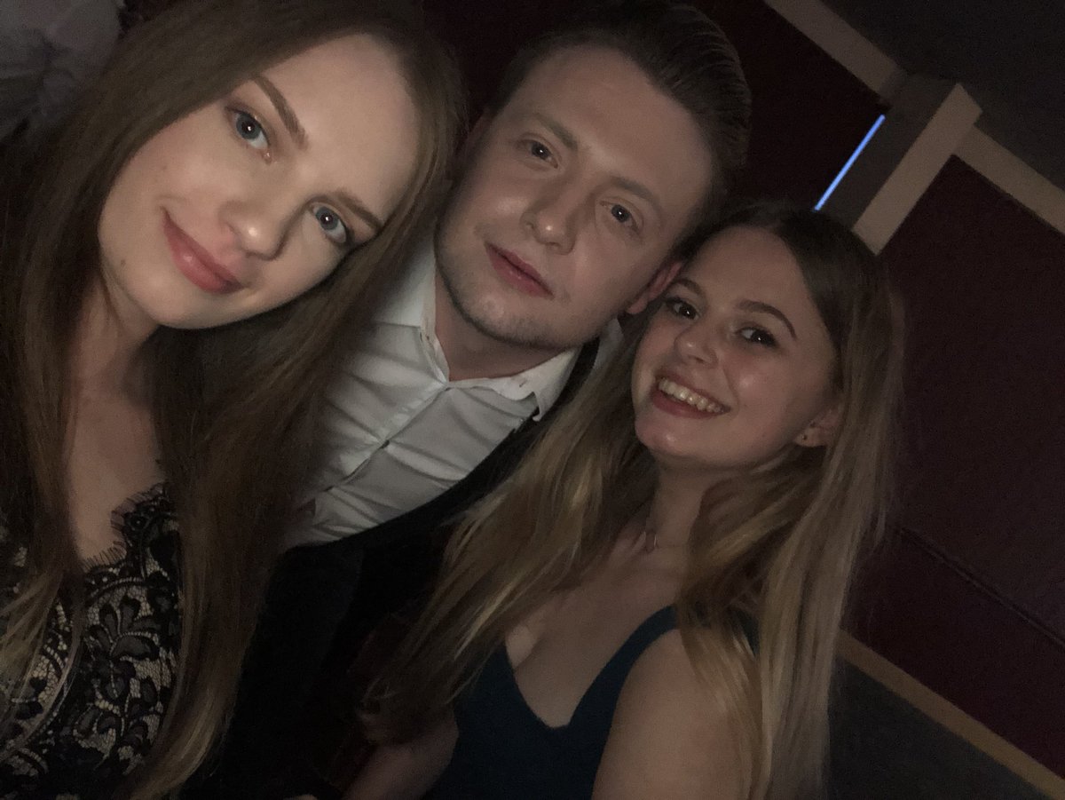 bexwilkinsonn's tweet photo. #UBUcoloursball2018 https://t.co/hbHQRYhoHo