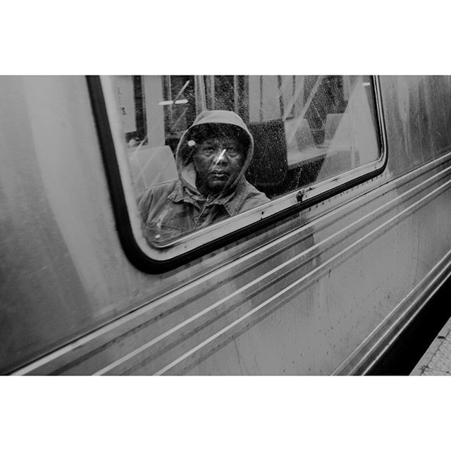 NYC |  04.18 |  Fujifilm X100F
#streetphotography
.
.
.
#ourstreets #streetsvision #streettogether #storyofthestreet #streetsgrammer #street_ig #streetvision #spi_bnw #everything_bnw #ig_streetphotography #street_photographer #streetphotos #streetxstory … ift.tt/2HiYOX6