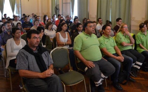 sameprovincia's tweet photo. Capacitamos personal en #Monte y realizamos simulacro de choque con 20 víctimas en #Olavarría 👏🚑🚑 https://t.co/tMgGTorVzp