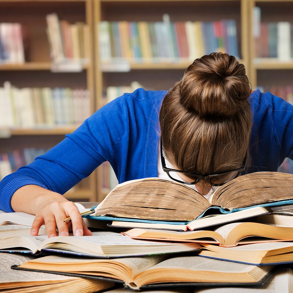 Most teens do not get enough sleep! To properly function at their best, teens should aim to get between 8-10 hours of sleep per night. Sleeping can drastically affect the ability to handle stress. #sleepwell #livefxwell