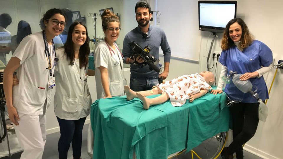 Telemadrid On Twitter En El Hospital Infantil Universitario Nino Jesus Tienen Un Robot Hiperrealista De Simulacion Pediatrica Con El Que Los Residentes Hacen Sus Practicas Mcycorazondelhospital Micamarayyo Https T Co 0bfeo6wklu Https T Co