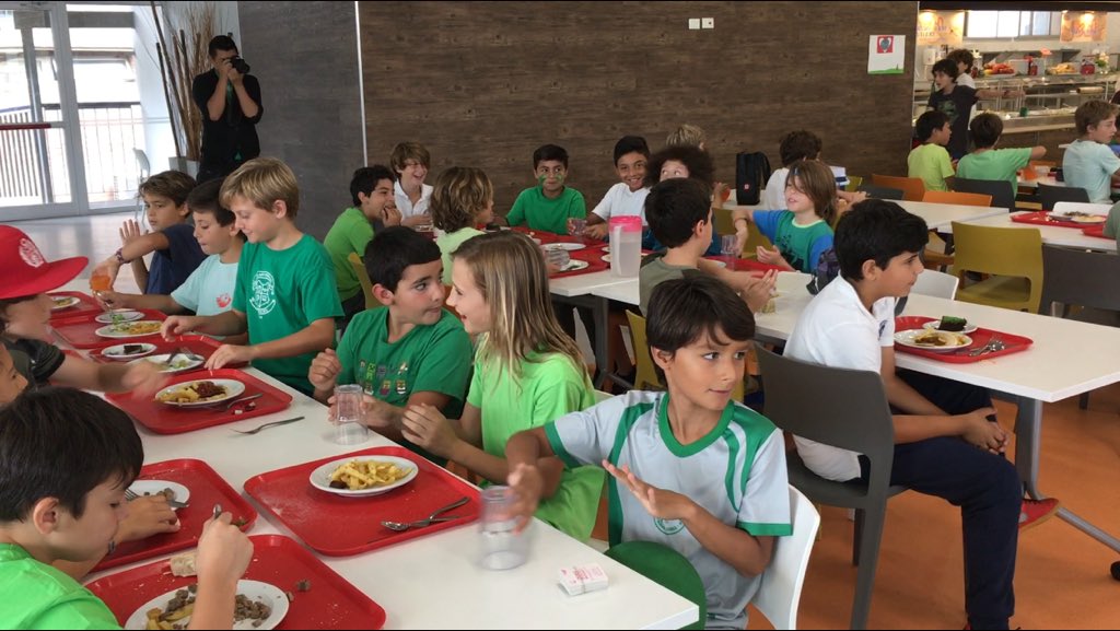 mattkroot's tweet photo. What a great Earth Day! A new recycling program, student demonstrations, and green desserts!!! #EcoSchoolsint #aelincoln https://t.co/3tr9HxgbiQ