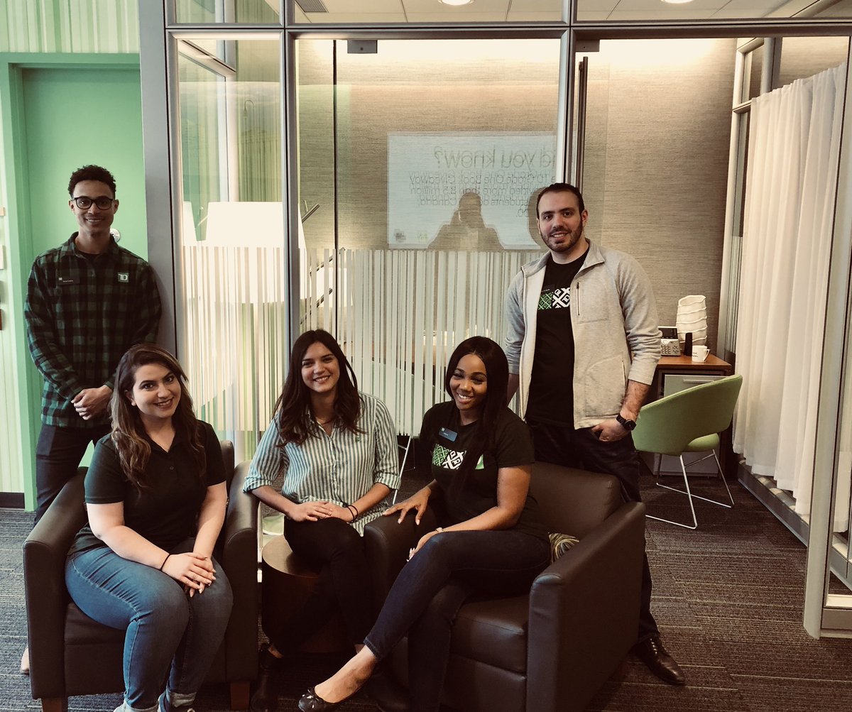 Welcoming our newest #TDKensingtonYYC member, Ale! Great to have you part of the team! Missing <a href="/duncan_peterson/">Duncan Peterson</a>! @RussAnderson_TD <a href="/Lisaatdottified/">Lisa@dottified</a>