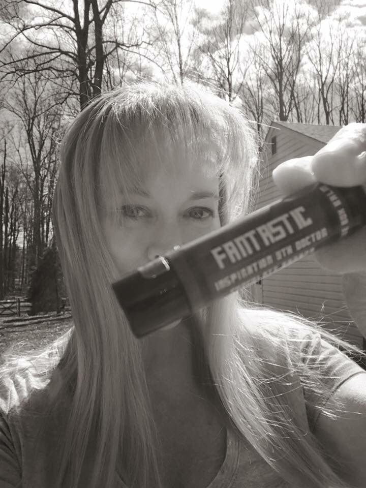 SugarySweetVint's tweet photo. Happy Friday Balmers!
#Balmie #BlackandWhite #BlueBoxBalm #Fantastic #LipBalm #DoctorWhoππππ https://t.co/6F0Yw2DXhU