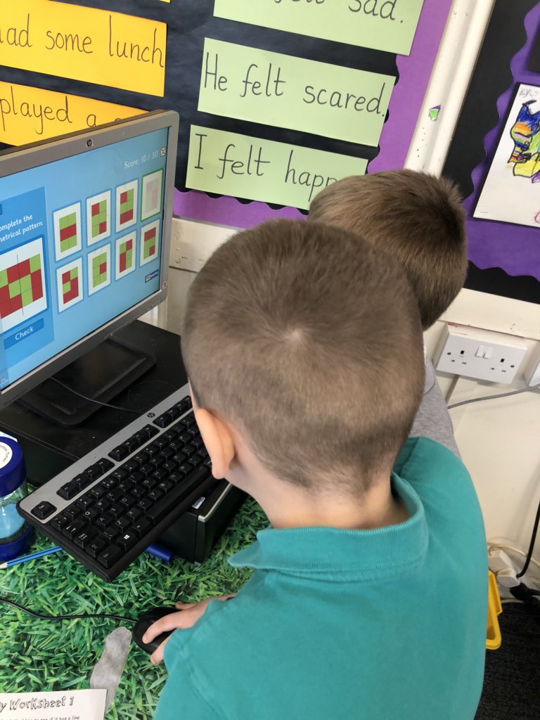 MrsJaMurphy's tweet photo. Some consolidation of our symmetry learning this week! @LawmuirPS #ictfun https://t.co/OeyGyA6qiL